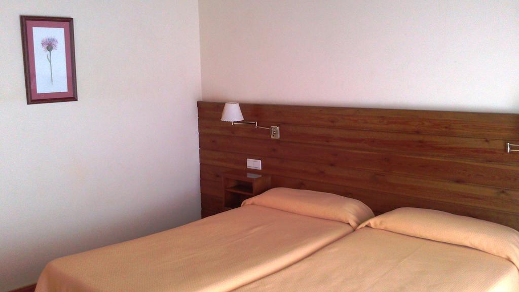 Hotel Pla Del Pi Prats I Sansor 部屋 写真