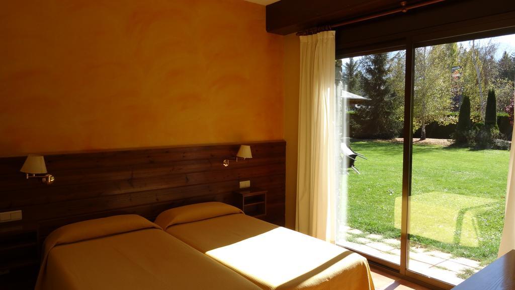 Hotel Pla Del Pi Prats I Sansor 部屋 写真