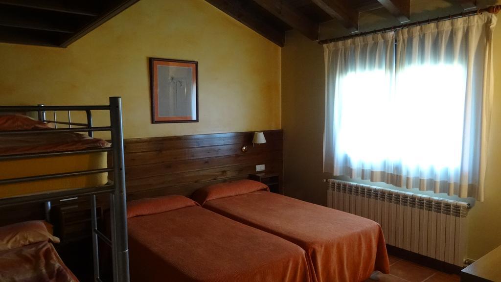 Hotel Pla Del Pi Prats I Sansor 部屋 写真