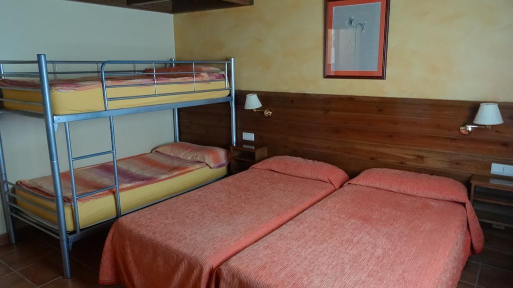 Hotel Pla Del Pi Prats I Sansor 部屋 写真