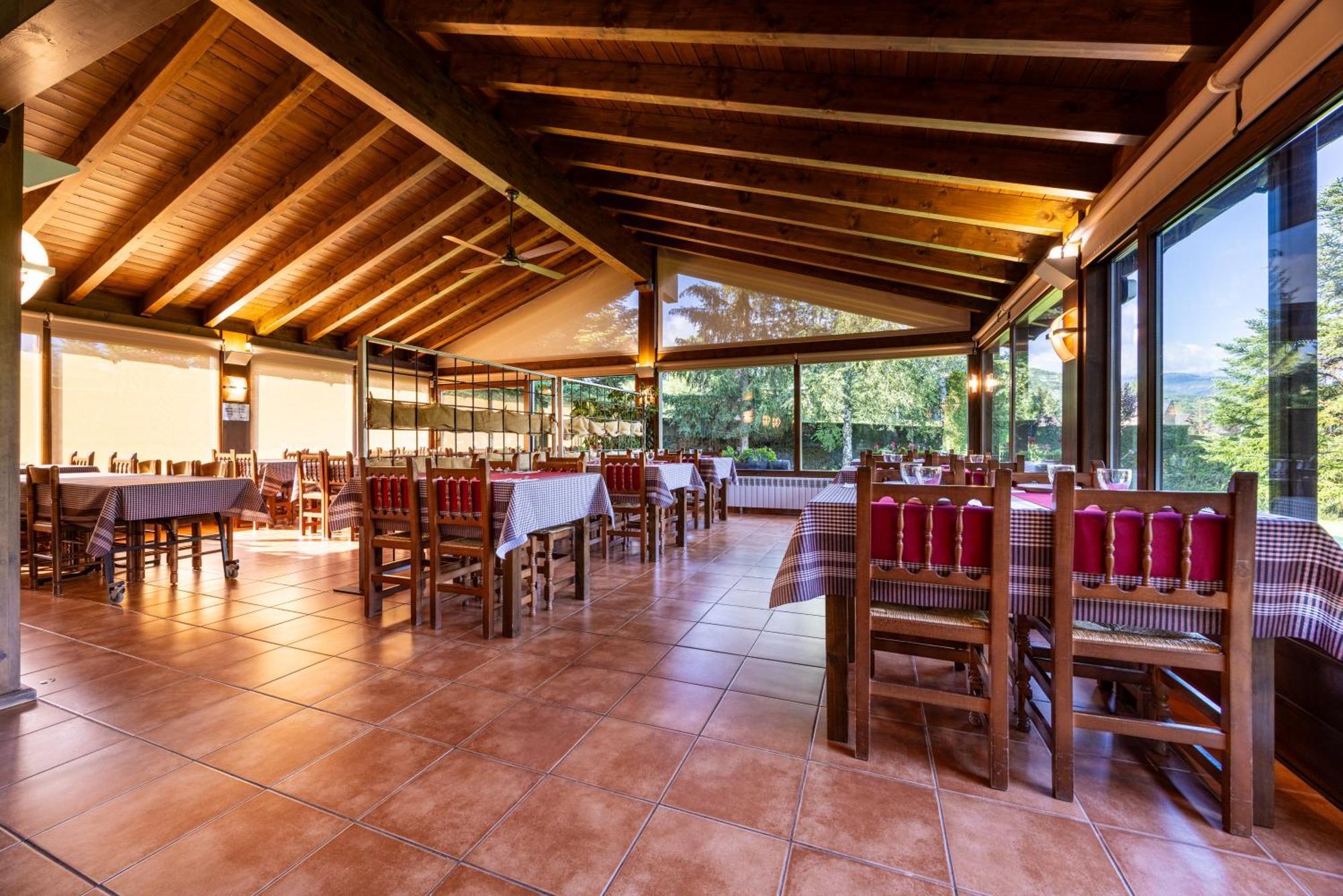 Hotel Pla Del Pi Prats I Sansor エクステリア 写真